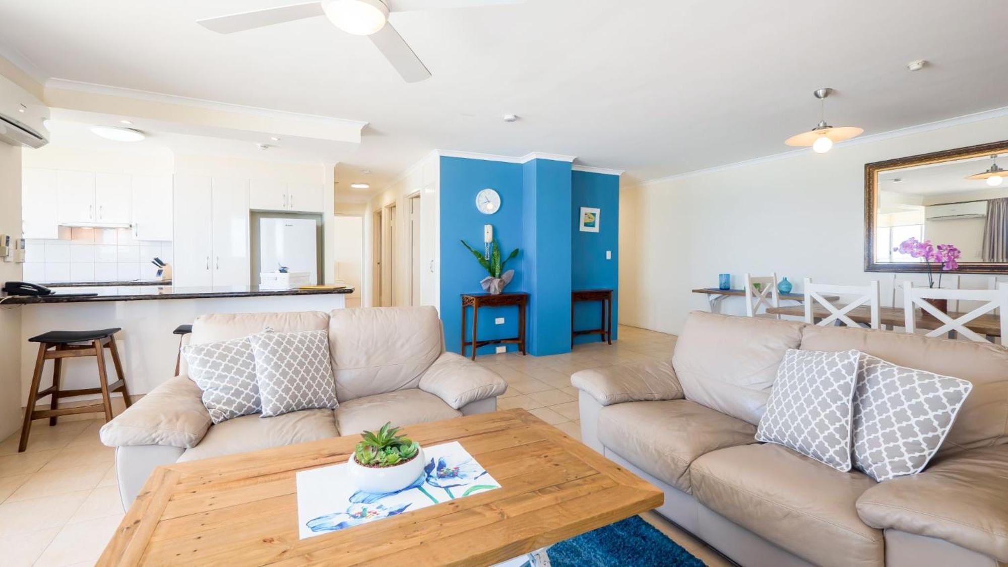 Viscount On The Beach Gold Coast Exterior photo