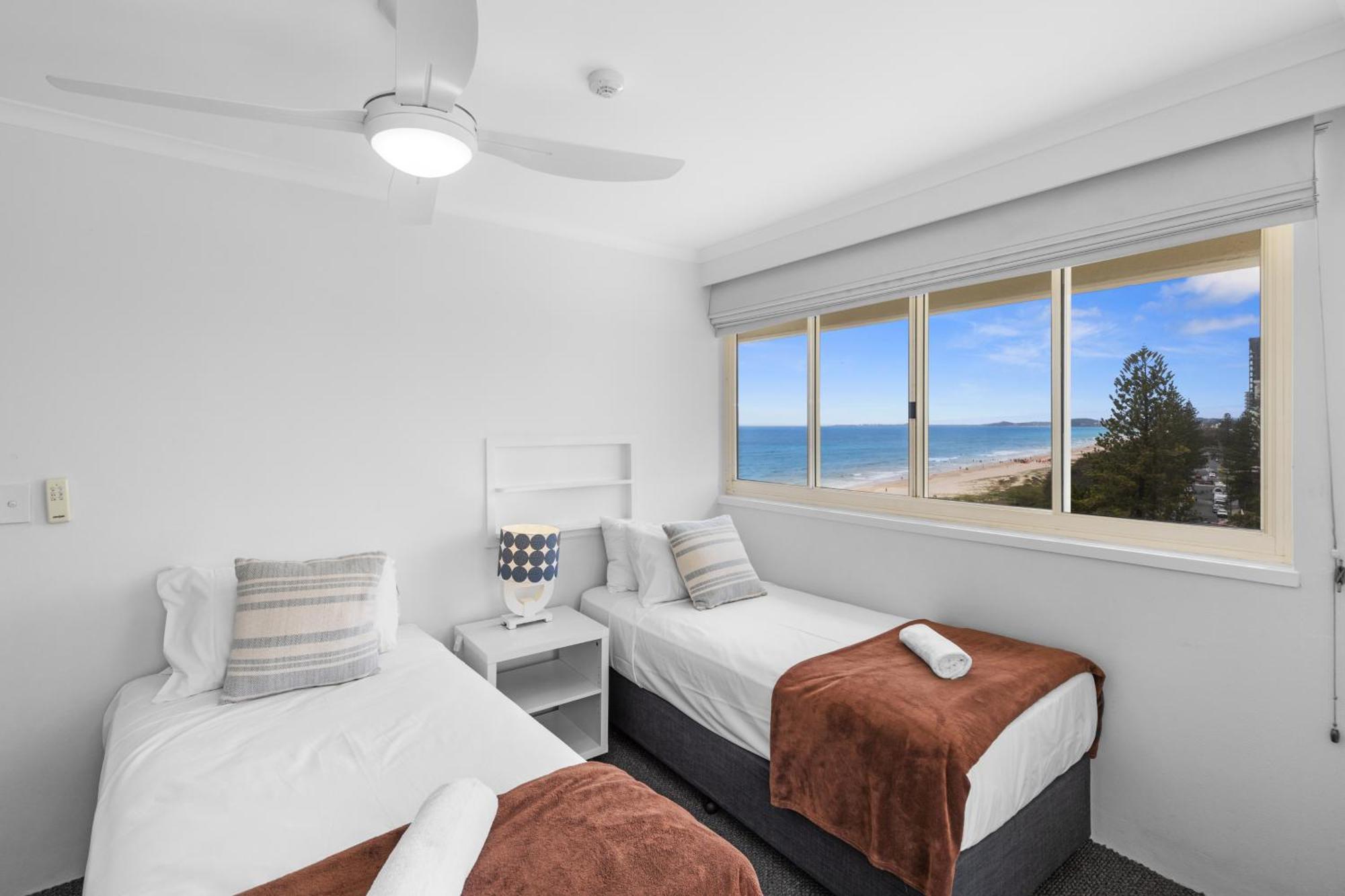 Viscount On The Beach Gold Coast Exterior photo