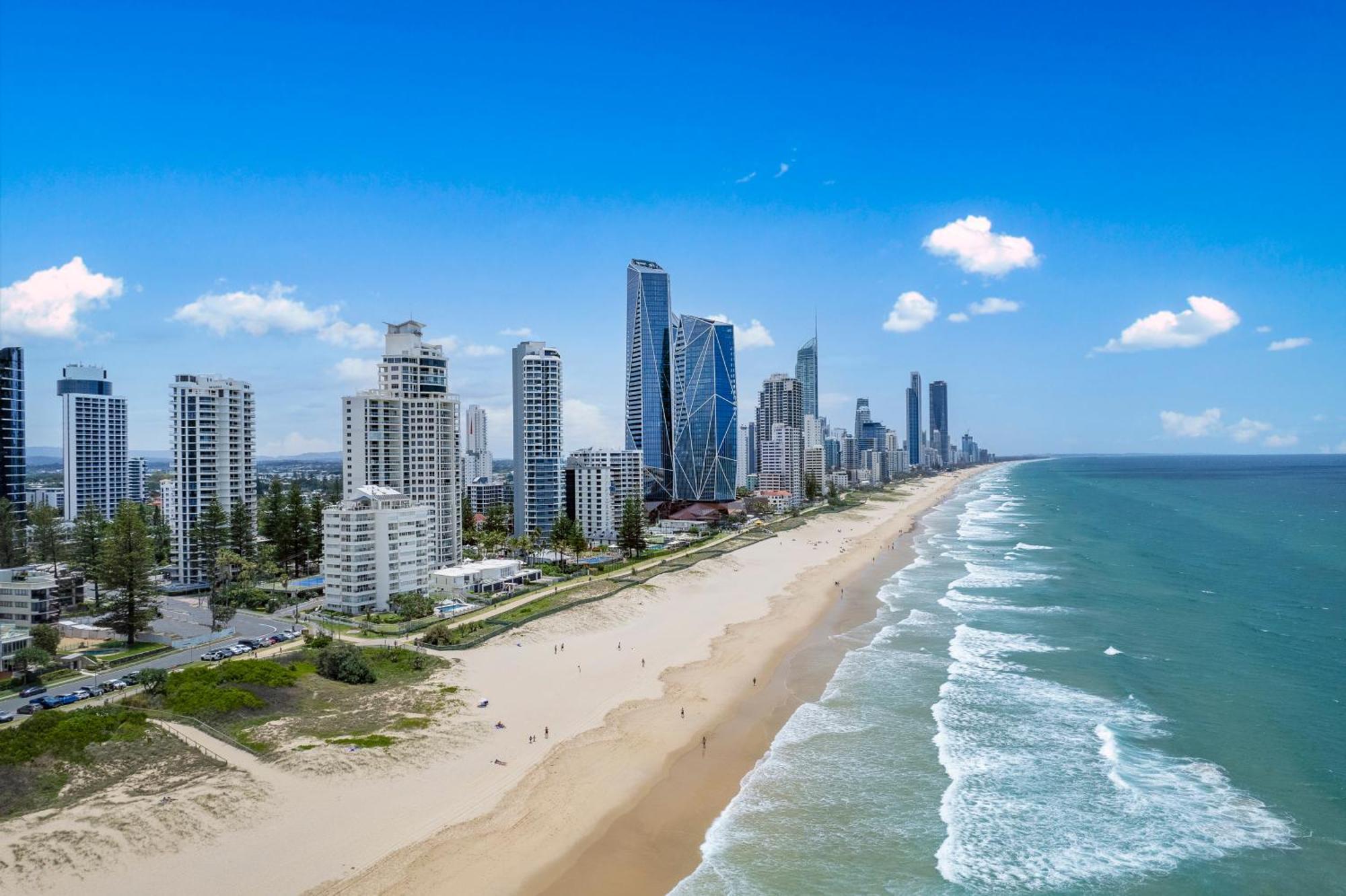 Viscount On The Beach Gold Coast Exterior photo